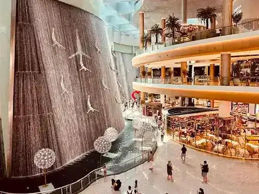 杜拜7日遊旅行團行程，參觀杜拜購物中心Dubai Mall