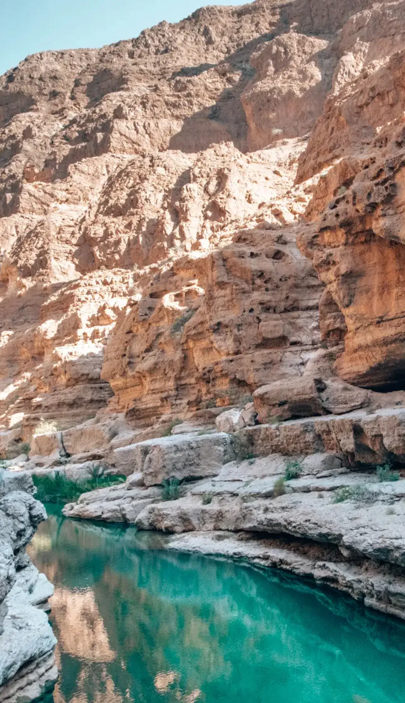 克拉拉阿曼王國旅遊行程，帶您探索瓦迪沙卜峽谷