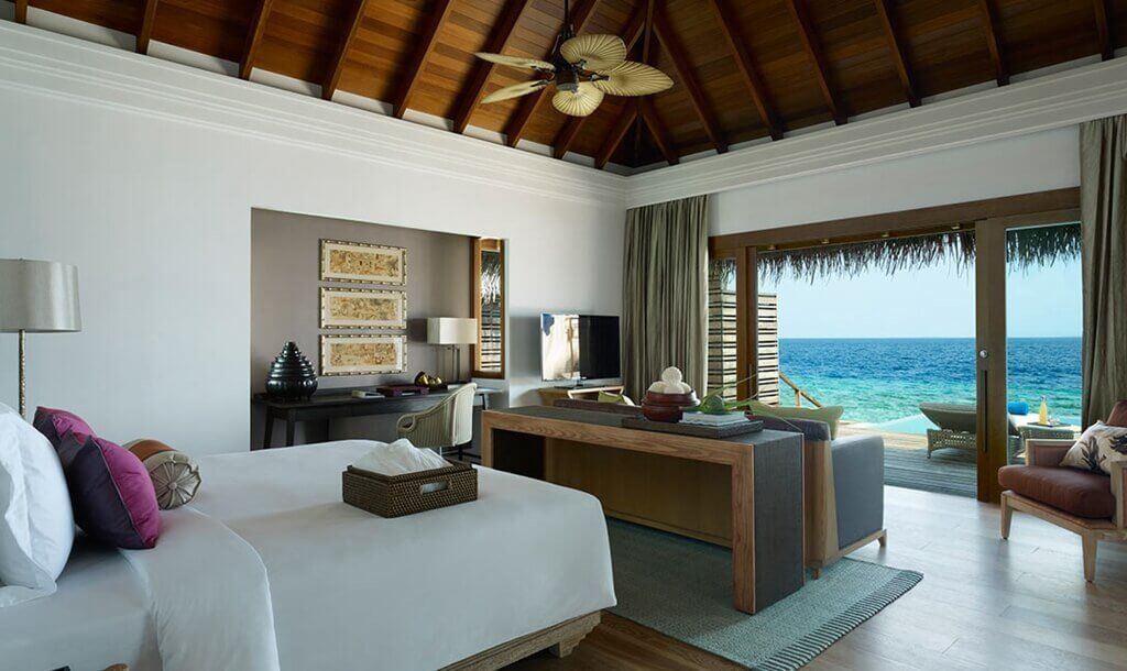 Dusit Thani Maldives-Ocean Villa-Bedroom