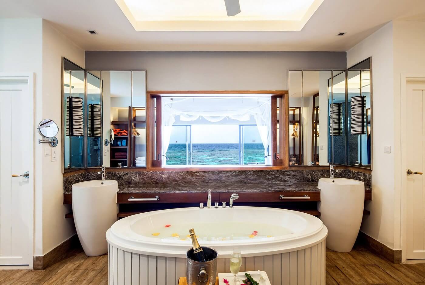 machchafushi reethi muraka overwater villa
