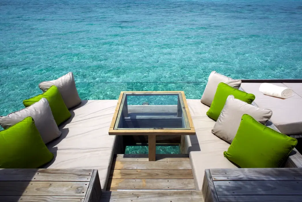 six sense laamu water villa